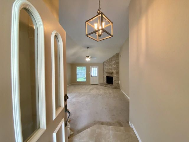 8646 Sunny Ridge Drive, Houston, TX 77095