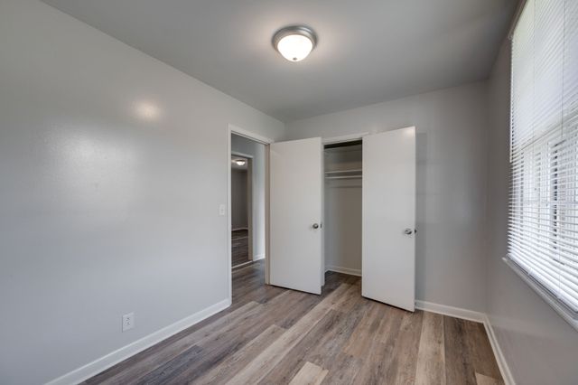 100 Karen Ray Ct, Antioch, TN 37013