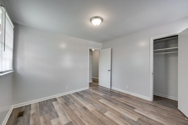 100 Karen Ray Ct, Antioch, TN 37013