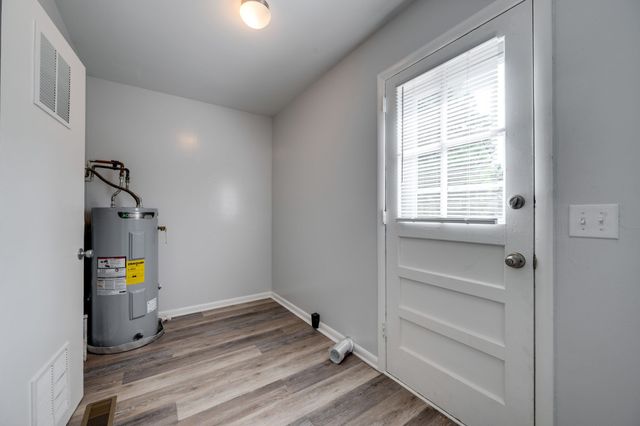 100 Karen Ray Ct, Antioch, TN 37013