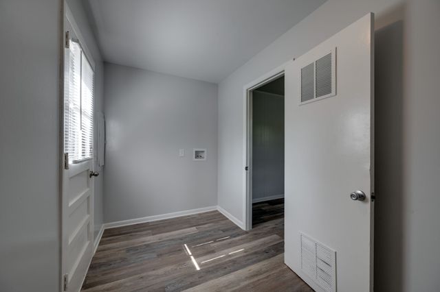 100 Karen Ray Ct, Antioch, TN 37013
