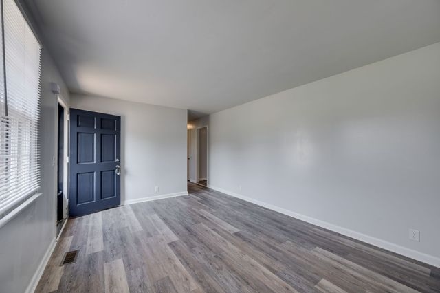 100 Karen Ray Ct, Antioch, TN 37013