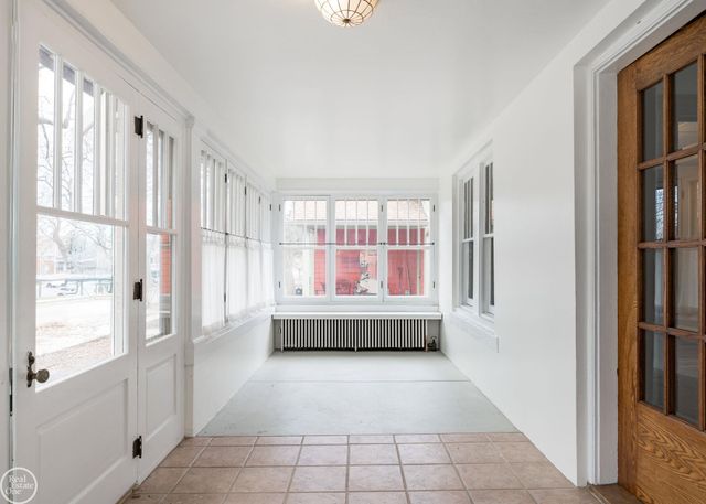 420 W 2nd Street, Rochester, MI 48304