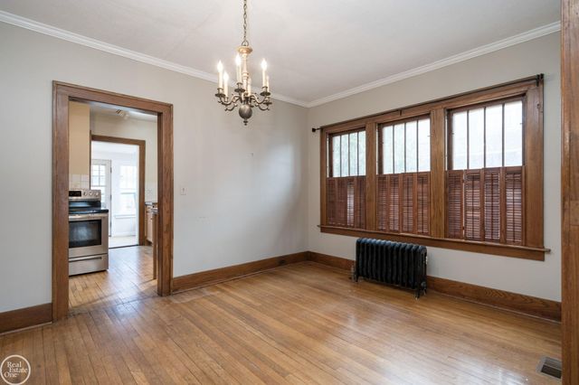 420 W 2nd Street, Rochester, MI 48304