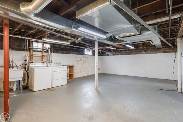 420 W 2nd Street, Rochester, MI 48304