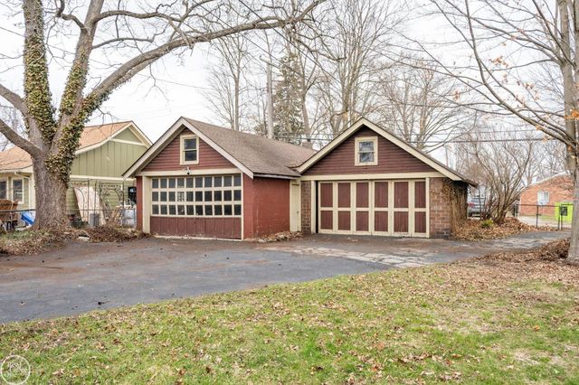 420 W 2nd Street, Rochester, MI 48304