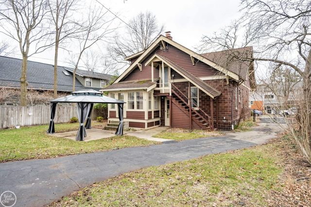 420 W 2nd Street, Rochester, MI 48304