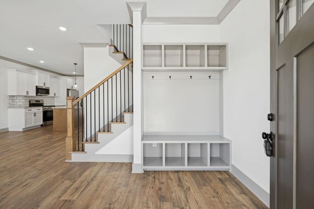 117 E Campbell Rd B, Madison, TN 37115