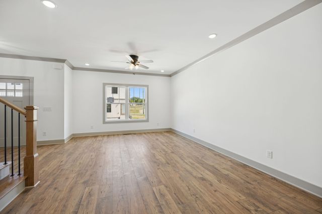 117 E Campbell Rd B, Madison, TN 37115