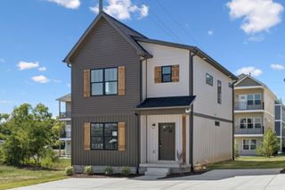 117 E Campbell Rd B, Madison, TN 37115