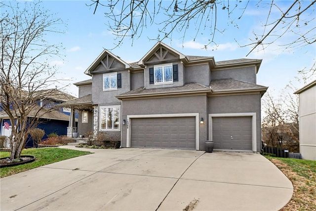 16508 S Marais Drive, Olathe, KS 66062