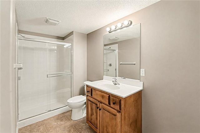 16508 S Marais Drive, Olathe, KS 66062