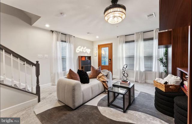 101 CAPITAL CT, Upper Marlboro, MD 20774