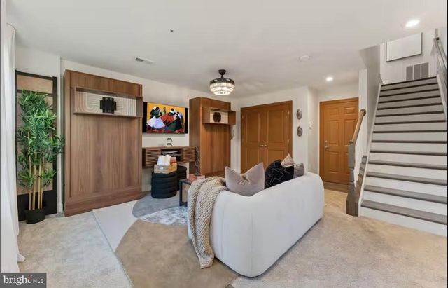 101 CAPITAL CT, Upper Marlboro, MD 20774