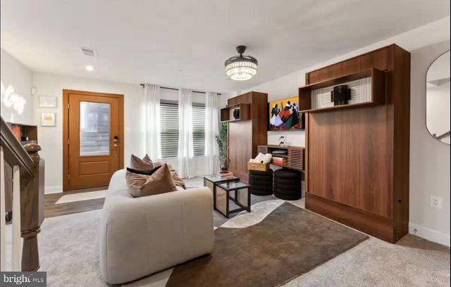 101 CAPITAL CT, Upper Marlboro, MD 20774