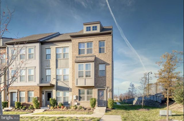 101 CAPITAL CT, Upper Marlboro, MD 20774