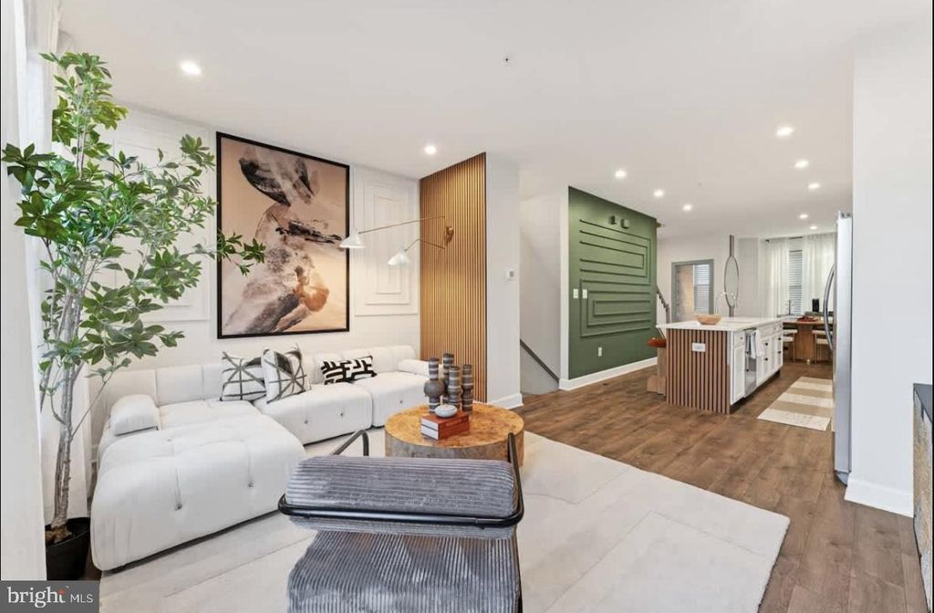 101 CAPITAL CT, Upper Marlboro, MD 20774