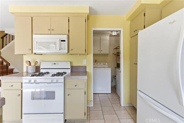 5021 Vauxhall Road, Westminster, CA 92683