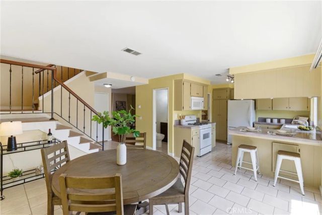 5021 Vauxhall Road, Westminster, CA 92683