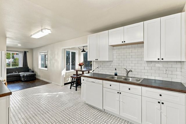 3614 E 29th Ave, Spokane, WA 99223