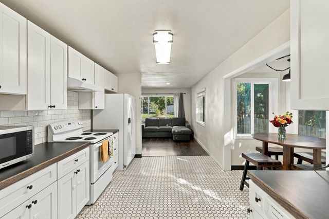 3614 E 29th Ave, Spokane, WA 99223