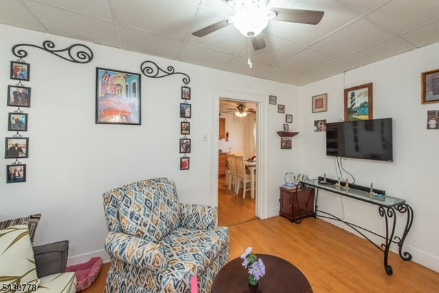 81 6Th Ave, Clifton City, NJ 07011