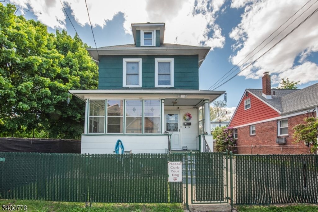 81 6Th Ave, Clifton City, NJ 07011
