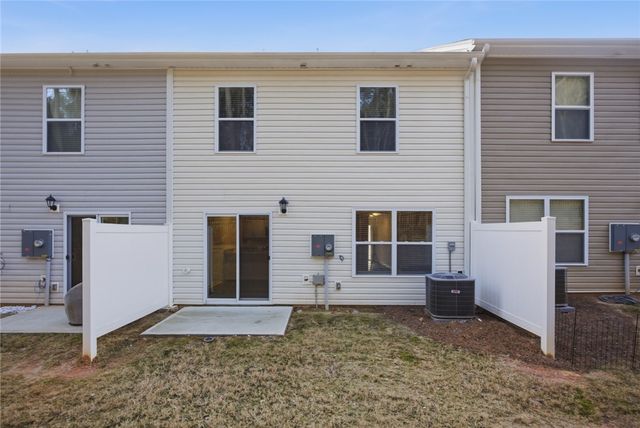 409 Oakmont Valley Trail, Seneca, SC 29678