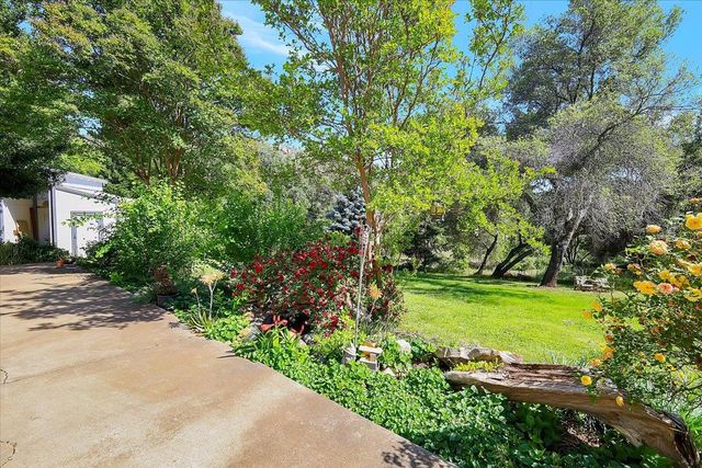 12264 Brandie Dr, Marysville, CA 95901