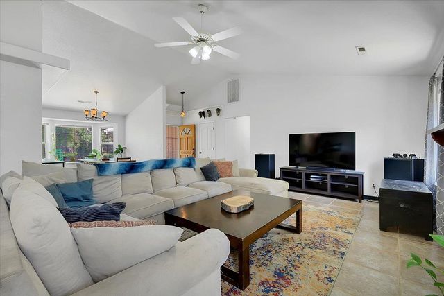 12264 Brandie Dr, Marysville, CA 95901