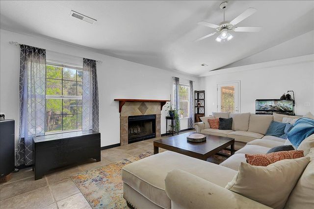 12264 Brandie Dr, Marysville, CA 95901