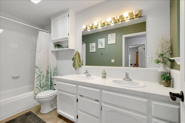 12264 Brandie Dr, Marysville, CA 95901