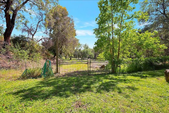 12264 Brandie Dr, Marysville, CA 95901