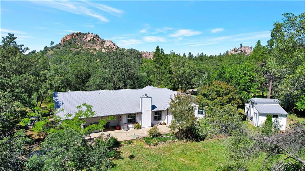 12264 Brandie Dr, Marysville, CA 95901