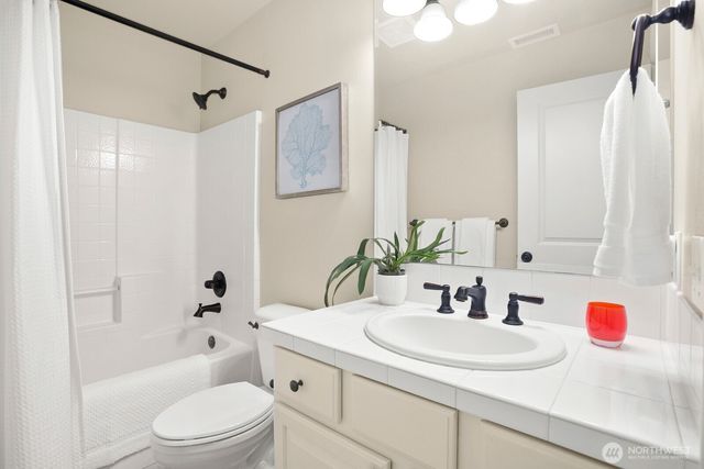 35112 SE Kinsey Street, Snoqualmie, WA 98065