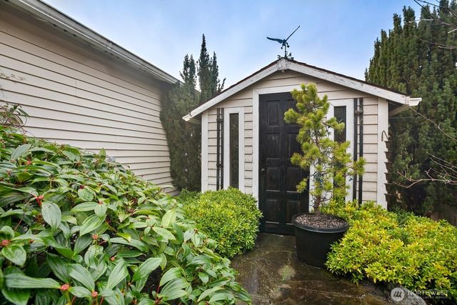 35112 SE Kinsey Street, Snoqualmie, WA 98065