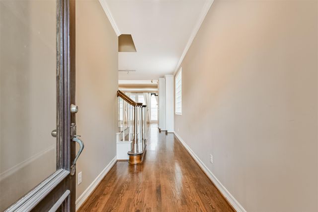 5023 Nolda Street, Houston, TX 77007