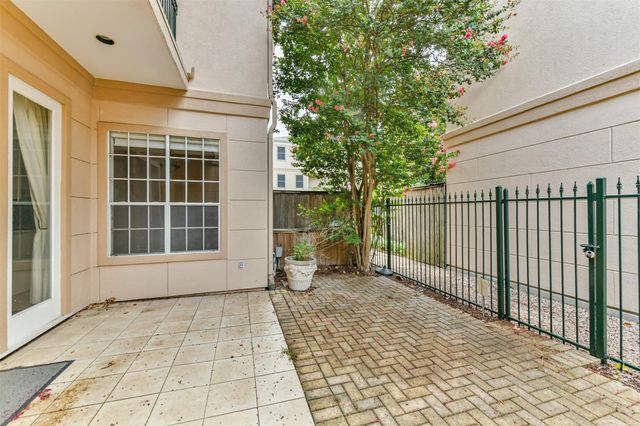 5023 Nolda Street, Houston, TX 77007