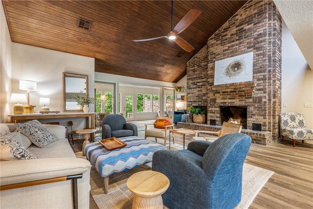55 Dogwood Drive, Bella Vista, AR 72715