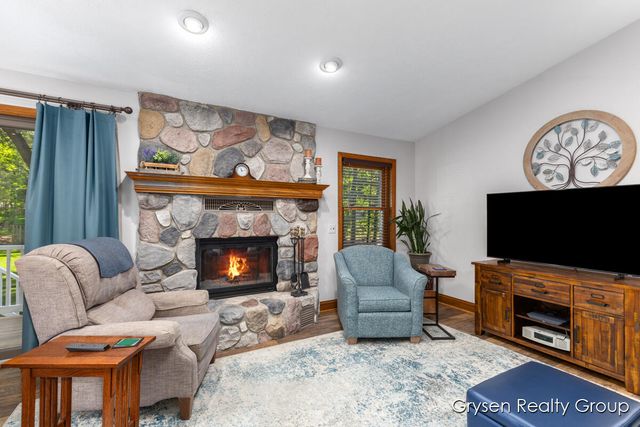 3687 Wentworth Drive Sw, City Of Wyoming, MI 49519