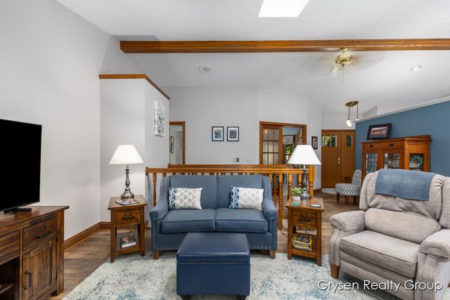 3687 Wentworth Drive Sw, City Of Wyoming, MI 49519