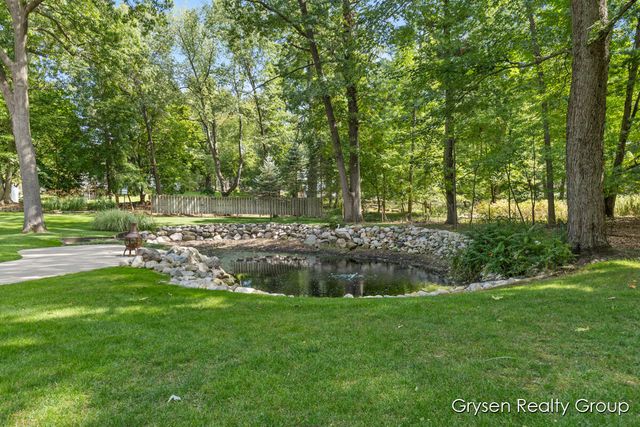 3687 Wentworth Drive Sw, City Of Wyoming, MI 49519