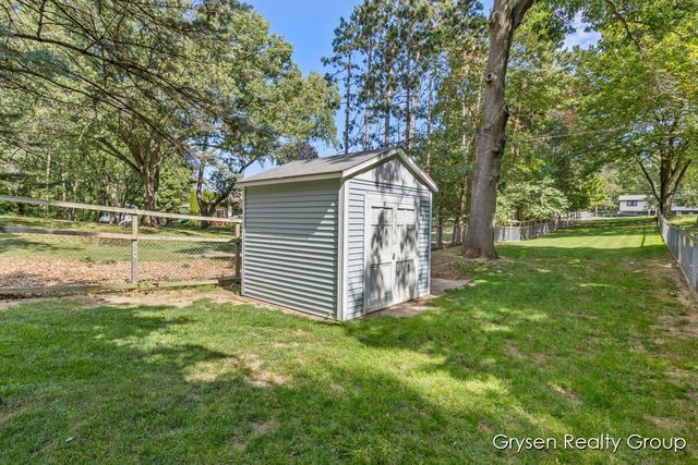 3687 Wentworth Drive Sw, City Of Wyoming, MI 49519