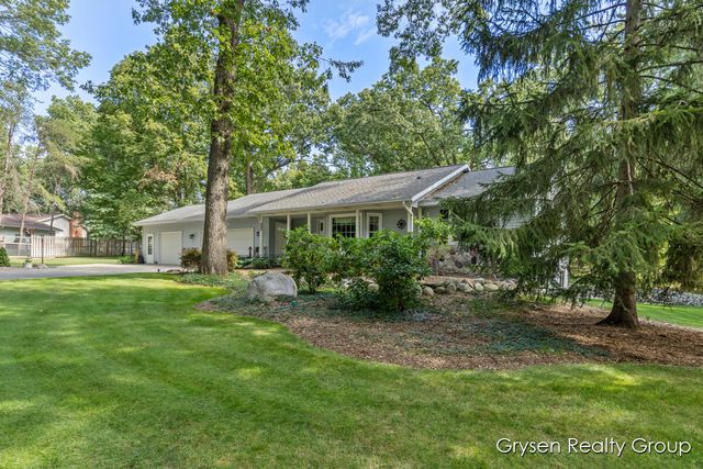 3687 Wentworth Drive Sw, City Of Wyoming, MI 49519