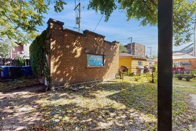7943 S Laflin Street, Chicago, IL 60620