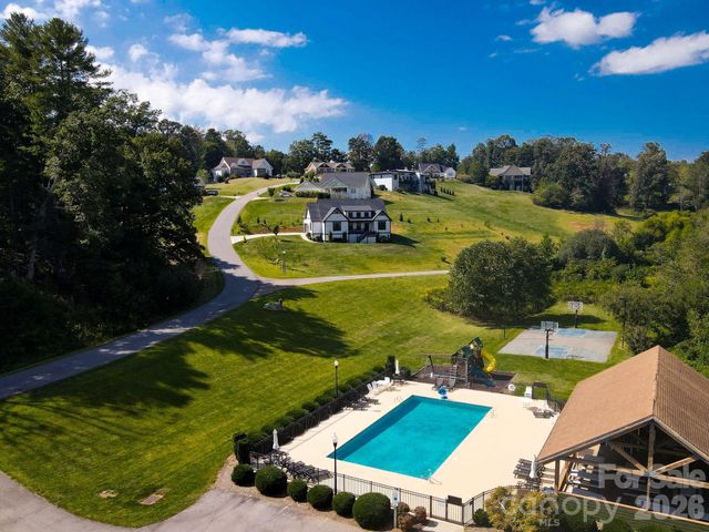 153 Israel Road, Leicester, NC 28748