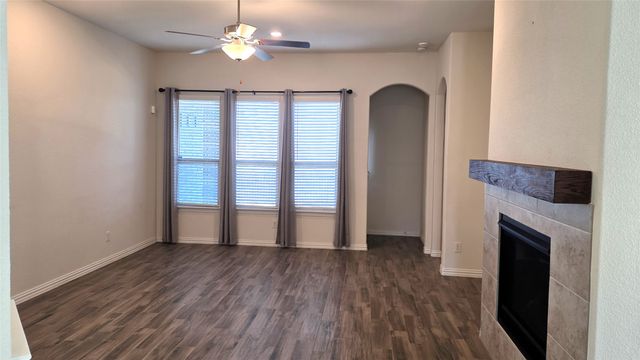 9328 Bronze Meadow Drive, Fort Worth, TX 76131