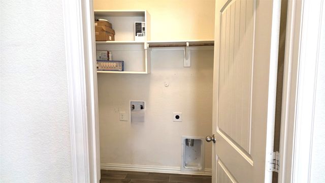 9328 Bronze Meadow Drive, Fort Worth, TX 76131