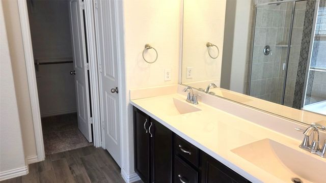 9328 Bronze Meadow Drive, Fort Worth, TX 76131