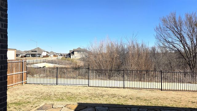 9328 Bronze Meadow Drive, Fort Worth, TX 76131